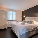 Nyaraló Casiola - Fabulous House For 8 People With Sunny Garden Knokke-Heist