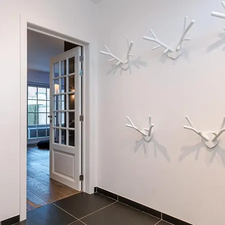 Huswell - Fabulous House For 8 People With Sunny Garden Semesterbostad Knokke-Heist