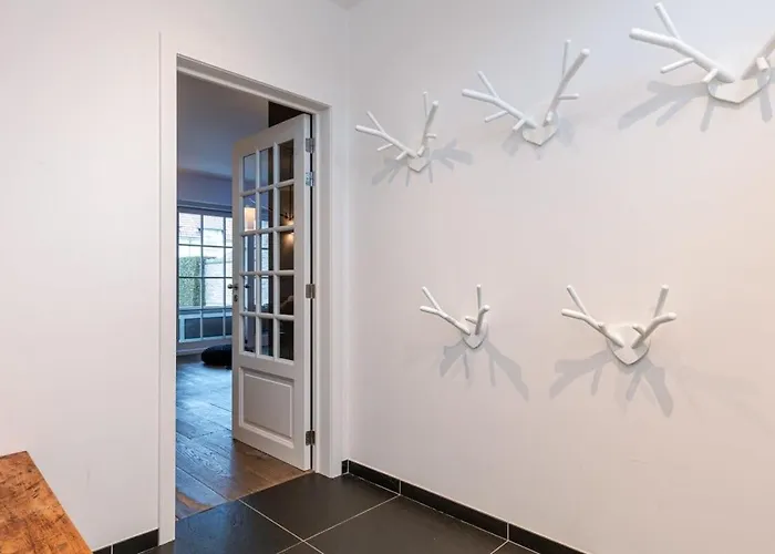 Huswell - Fabulous House For 8 People With Sunny Garden Semesterbostad Knokke-Heist