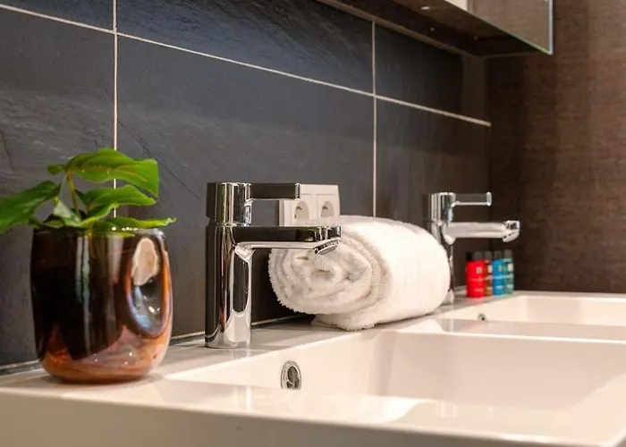 Huswell - Fabulous House For 8 People With Sunny Garden * Knokke-Heist